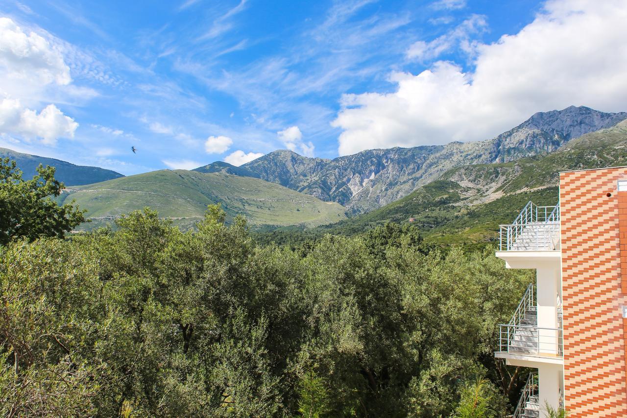 Noan Hotel & Resort Dhermi Ngoại thất bức ảnh